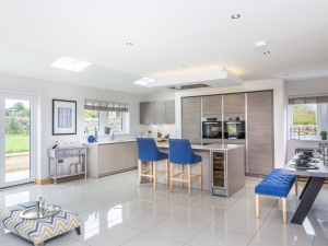 Dining kitchen with garden view in Stocksmoor